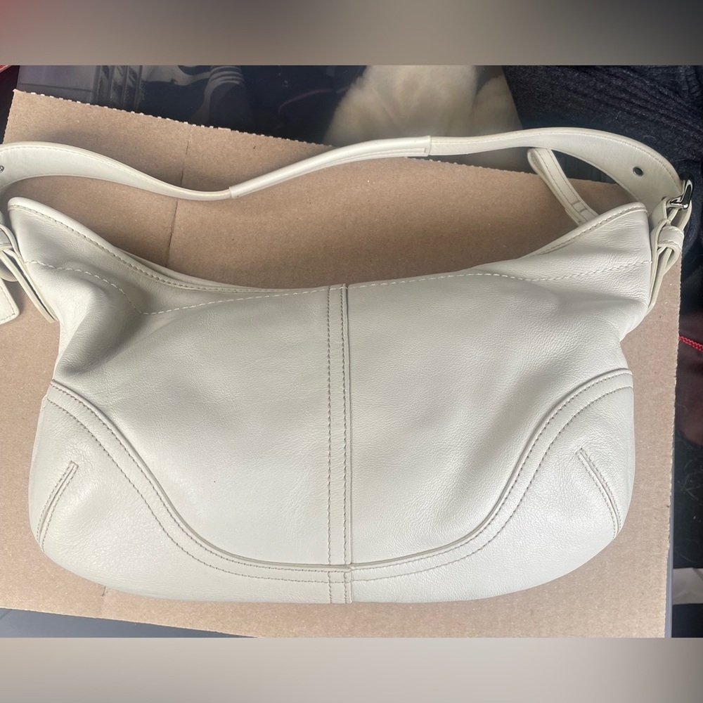 Coach Soho Large Ivory Glove Leather Hobo Shoulder Bag 9464 Y2K🔥